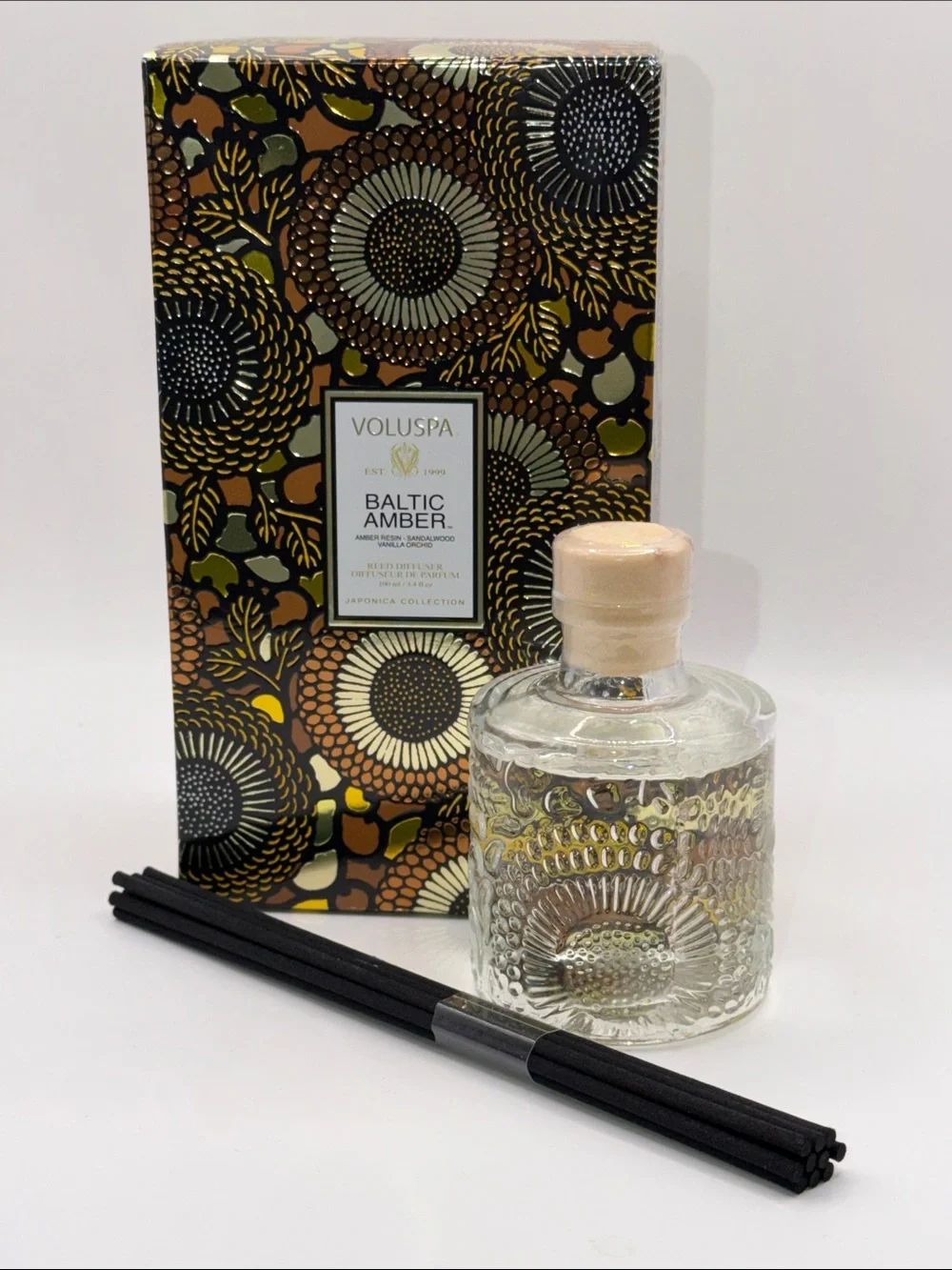 Voluspa Baltic Amber Reed Diffuser from the Japonica Collection F/S 3.4 Oz. NIB!